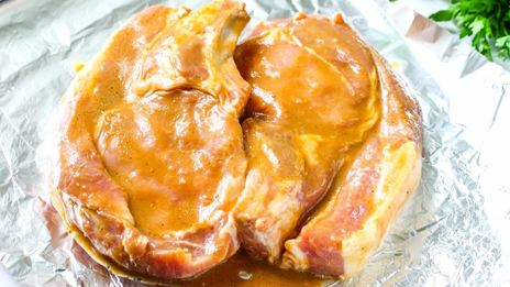 свиная корейка в фольге в духовке