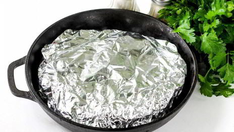 свиная корейка в фольге в духовке