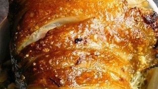 Свиная рулька, тушенная в пиве