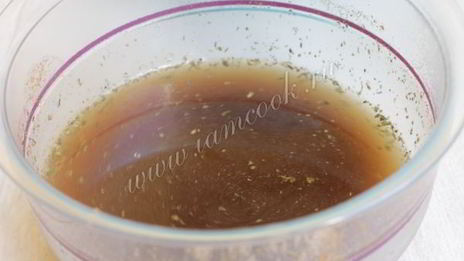 свиная рулька, запеченная в духовке