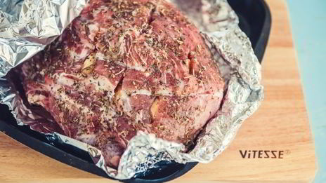 свинина, запеченная в фольге