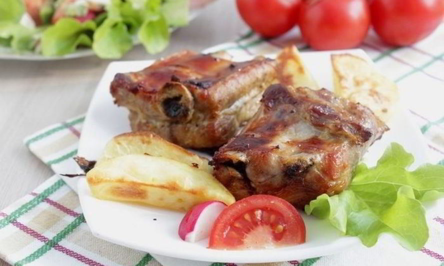 Рецепт свиных ребер в медово-пивном маринаде