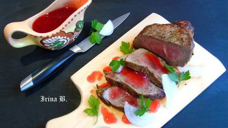 телятина с винно-смородиновым соусом