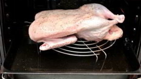 утка, запеченная в духовке