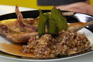 Жареные перепела с гречкой