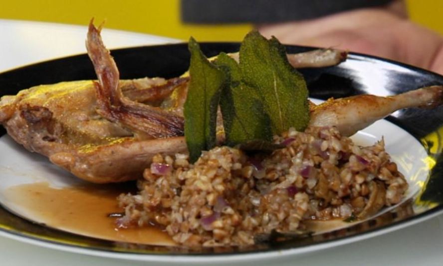 Рецепт жареных перепелов с гречкой