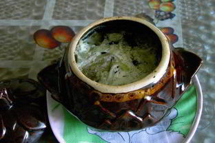 Баклажаны, тушенные с луком и сметаной