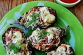 Фаршированные баклажаны под сырной корочкой