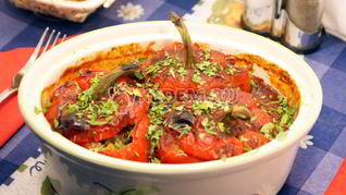 Фаршированные перцы рисом и овощами