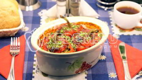 фаршированные перцы рисом и овощами