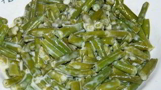 Фасоль под соусом