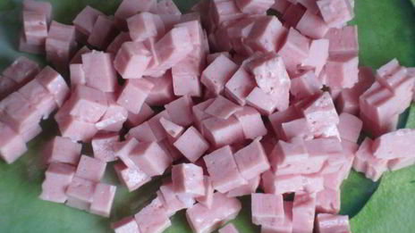 гратен из пасты с фетой и ветчиной