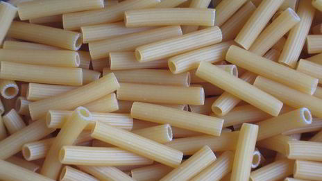 гратен из пасты с фетой и ветчиной