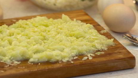 кабачки, фаршированные брынзой