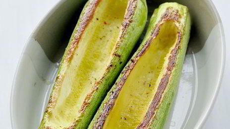 кабачки, фаршированные курицей