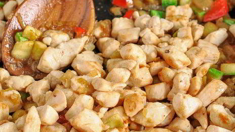 кабачки, фаршированные курицей