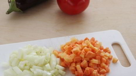 кабачки, фаршированные овощами