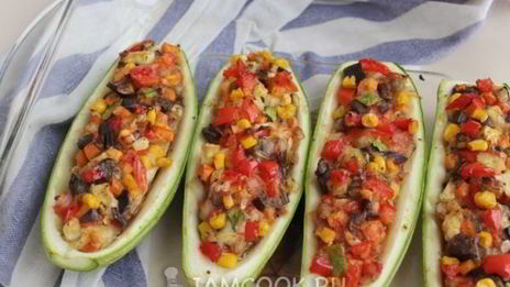 кабачки, фаршированные овощами