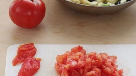 кабачки, фаршированные овощами