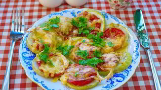 Кабачки с помидорами и сыром в духовке