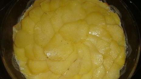 картофель в молоке, запеченный в духовке