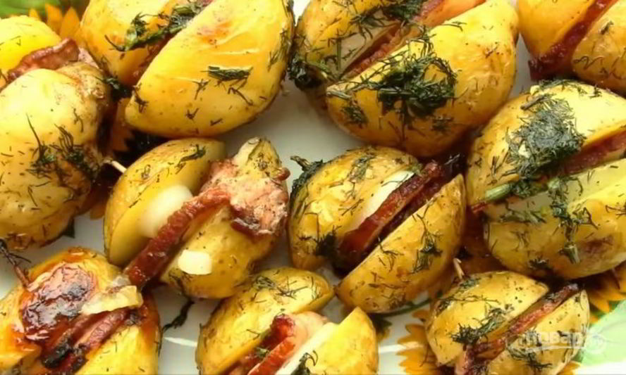 Рецепт картошки по-украински, запеченная в духовке