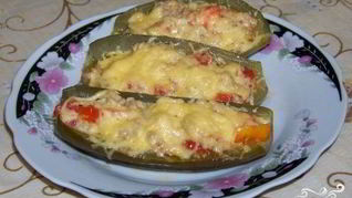 Огурцы, фаршированные мясом