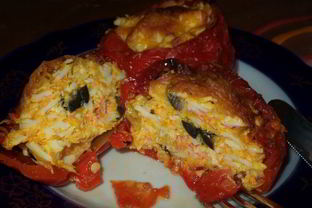 Перец, фаршированный крабовыми палочками