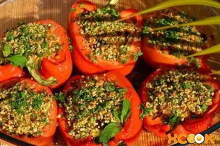 Перец, фаршированный рисом, в духовке