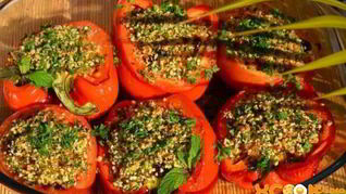 Перец, фаршированный рисом, в духовке