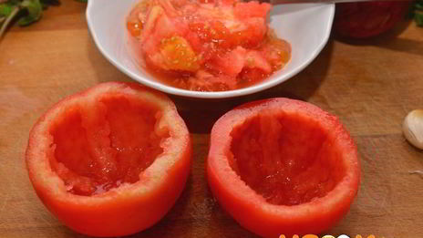 перец, фаршированный рисом, в духовке