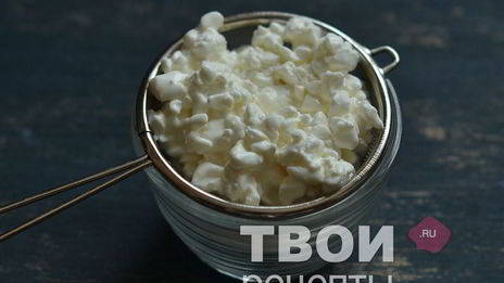 перец, фаршированный зерненым творогом