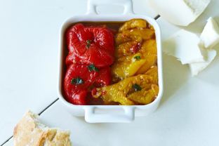 Перец, запеченный в оливковом масле