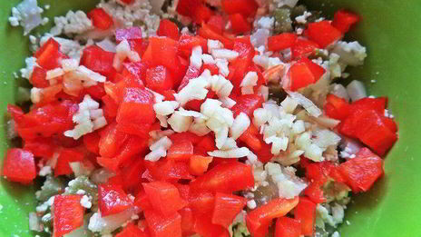 цукини, запеченные с начинкой