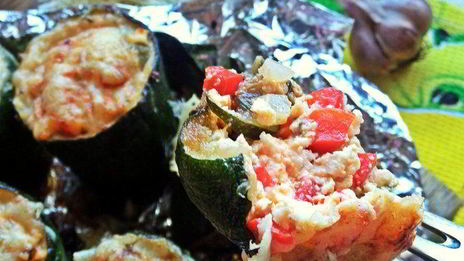 цукини, запеченные с начинкой