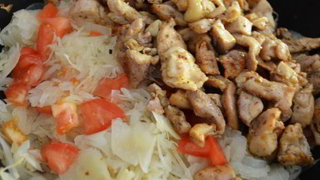 тушеная капуста с мясом