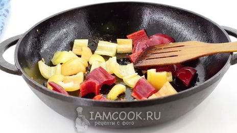 тушеные овощи с баклажанами и кабачками