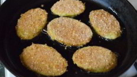 вегетарианские отбивные из кабачков