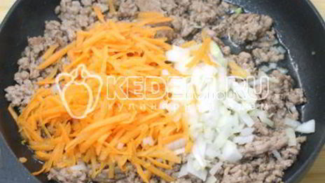 запеченная тыква с фаршем и гречкой