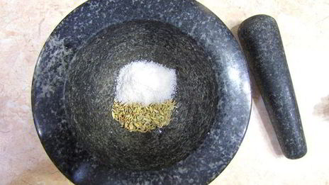 запеченный картофель с семенами фенхеля