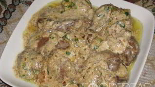 Говяжья печень в сметане