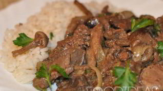 Куриная печень с грибами