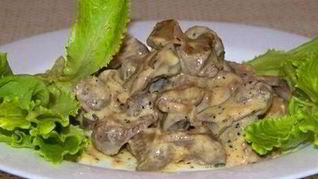 Куриная печень в сметане