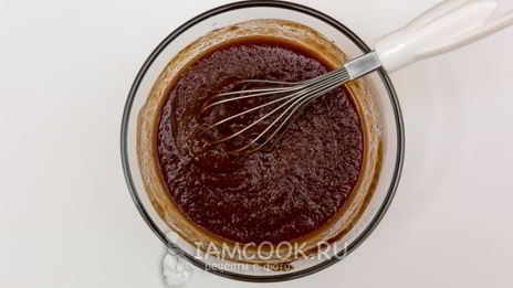 печень говяжья, тушенная в томатно-соевом соусе