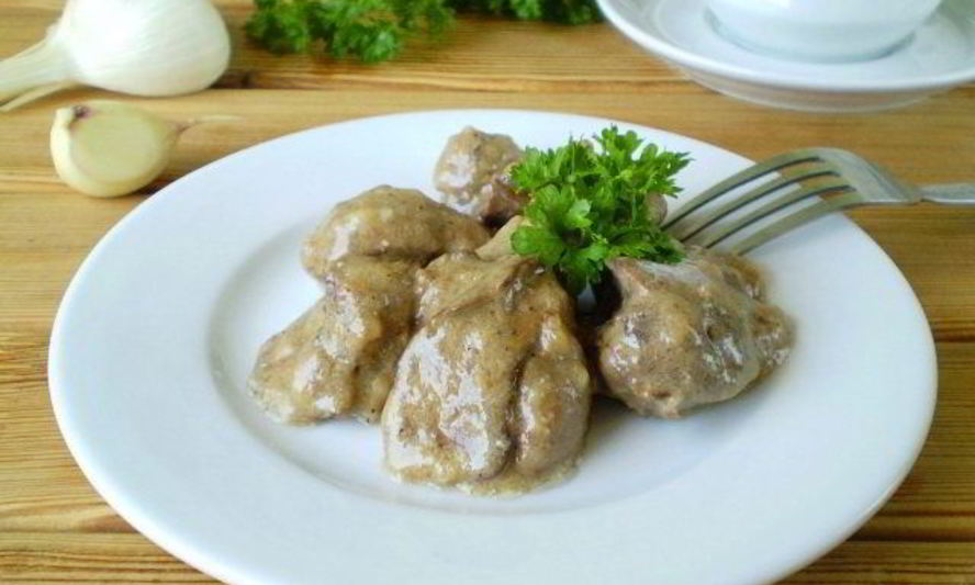 Рецепт печени, тушеной в сметане