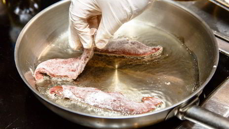 телячья печень со шпинатом