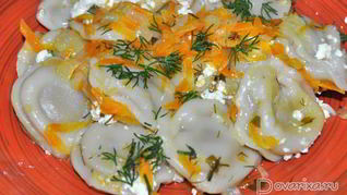 Пельмени в горшочках