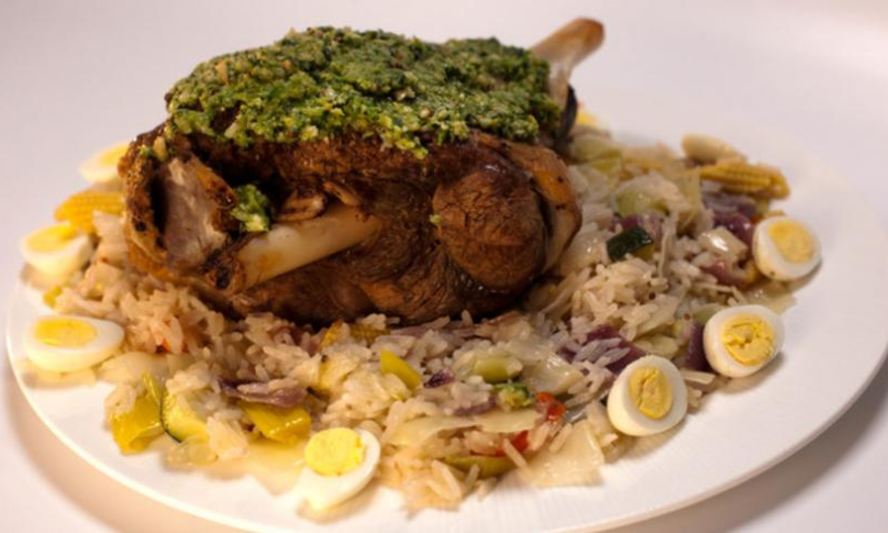 Рецепт бараньей ноги с овощным пловом