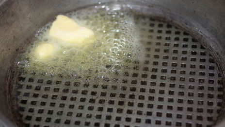 пилав с курицей, булгуром и изюмом