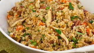 Плов из киноа с грибами